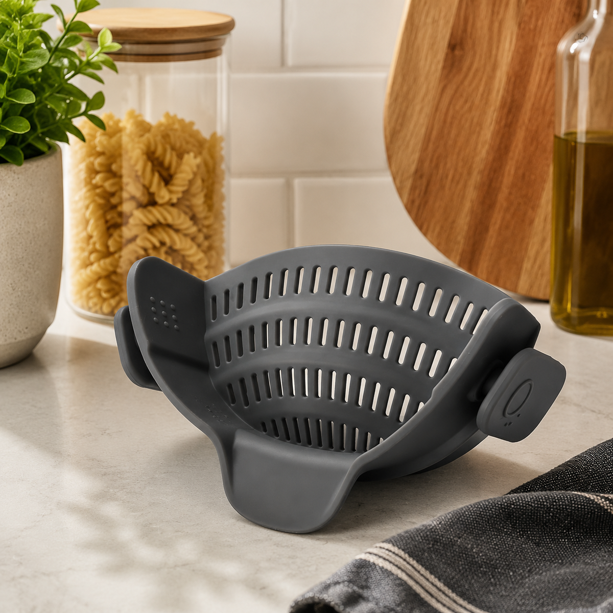 CuelatuPasta™ | Escurridor ajustable para ollas